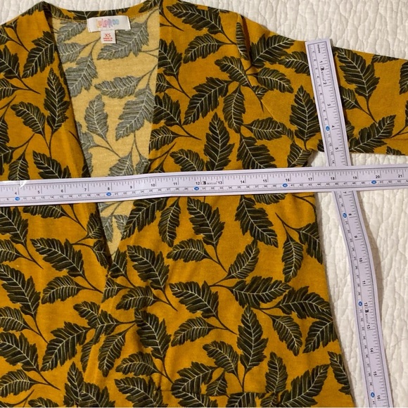 LuLaRoe Sarah Duster | Size XS | Leaf Pattern | Long Cardigan - Picture 6 of 10